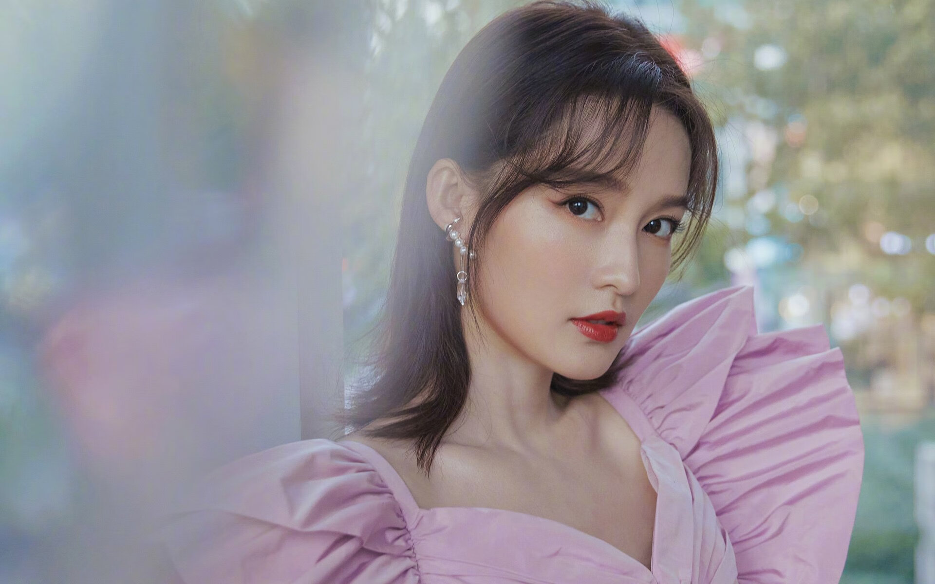 开云体育app-闪电与山脉，足球世界里的决定性接管